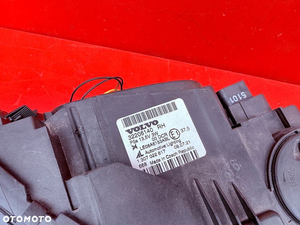 LAMPA PRAWA VOLVO S40 V50 LIFT BI XENON SKRĘTNA EU BDB 32206140 - 4