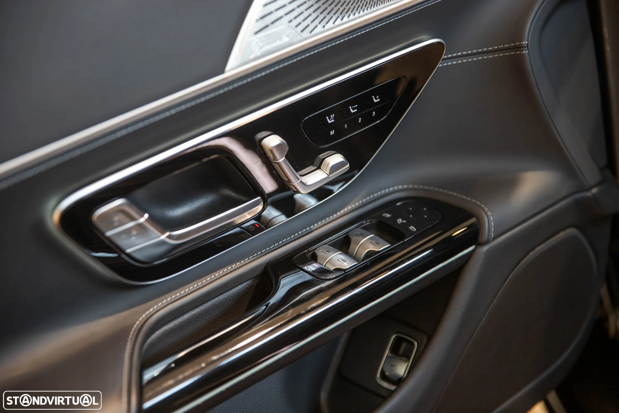 Mercedes-Benz SL 43 AMG Standard - 40