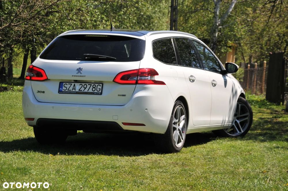 Peugeot 308 BlueHDi 180 EAT6 GT - 4