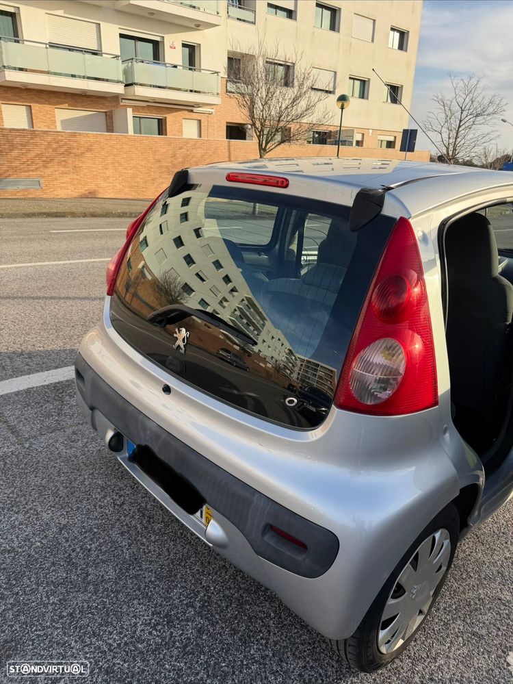 Peugeot 107 1.0 Trendy - 6
