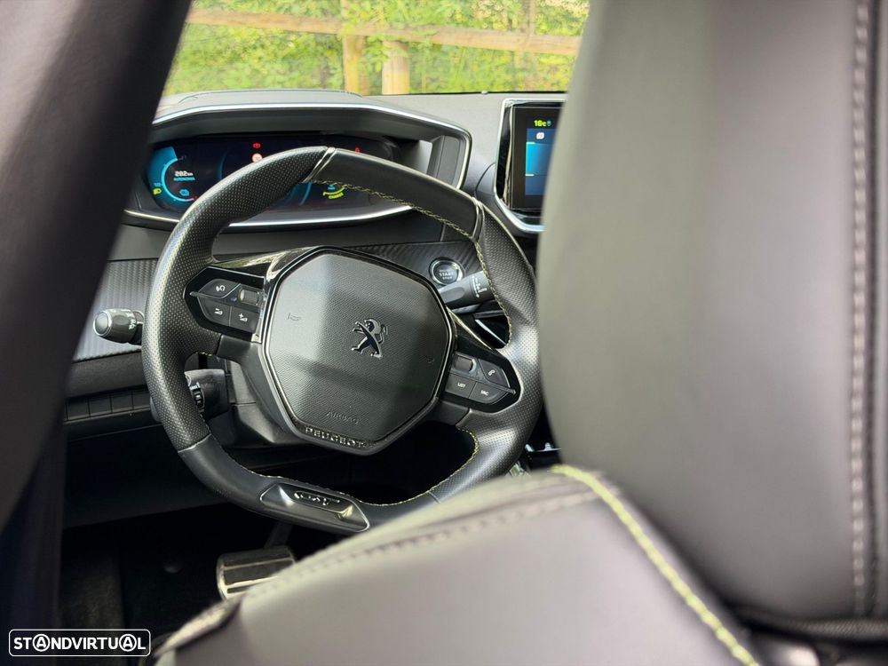 Peugeot e-208 50 kWh GT - 22