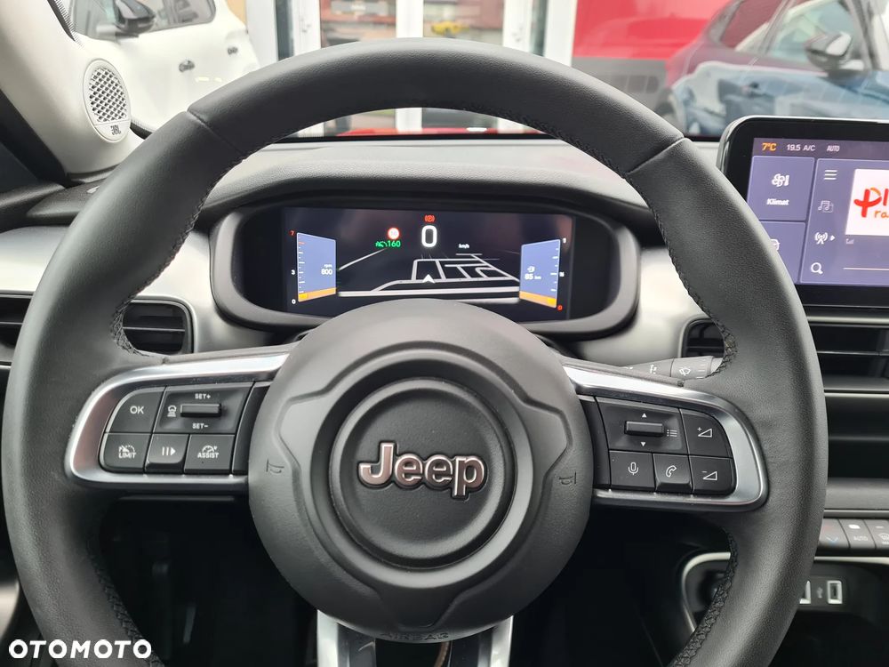 Jeep Avenger 1.2 GSE T3 Altitude FWD - 19