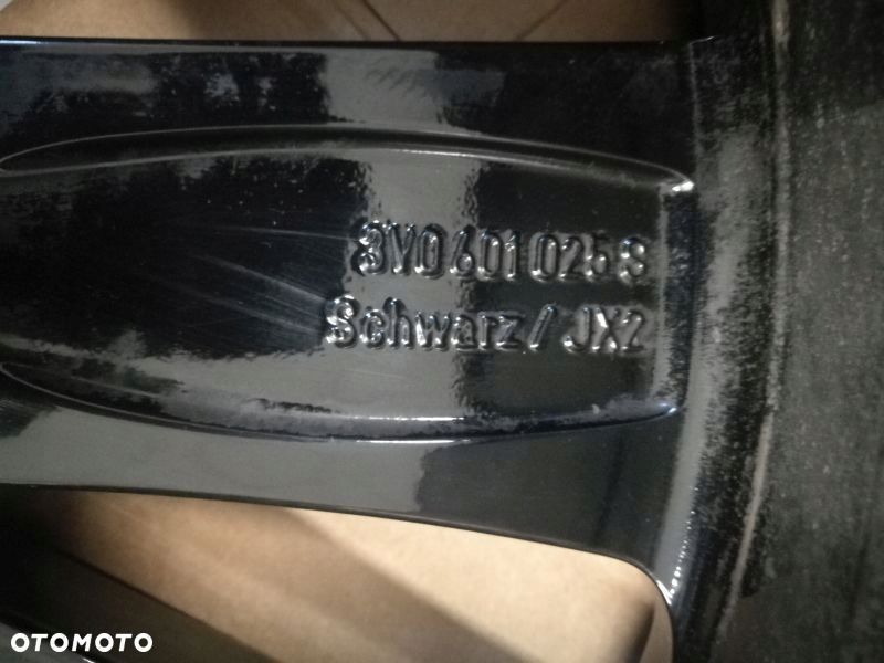 Alufelga 19" Skoda 8V0601025S - 5