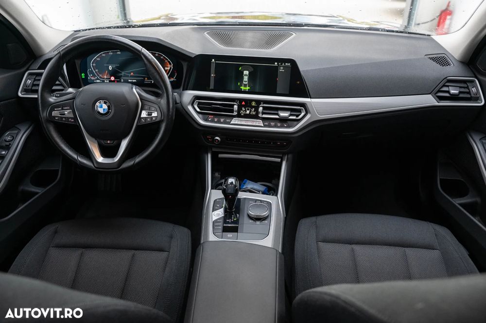BMW Seria 3 318i Aut. Advantage - 11