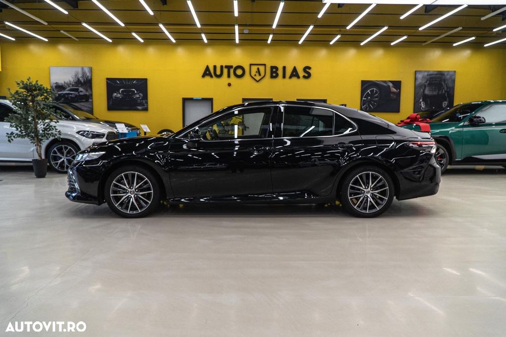 Toyota Camry 2.5 Exclusive - 17