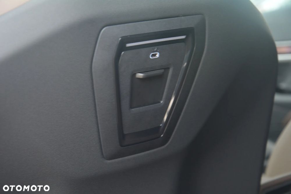 BMW Seria 5 - 16