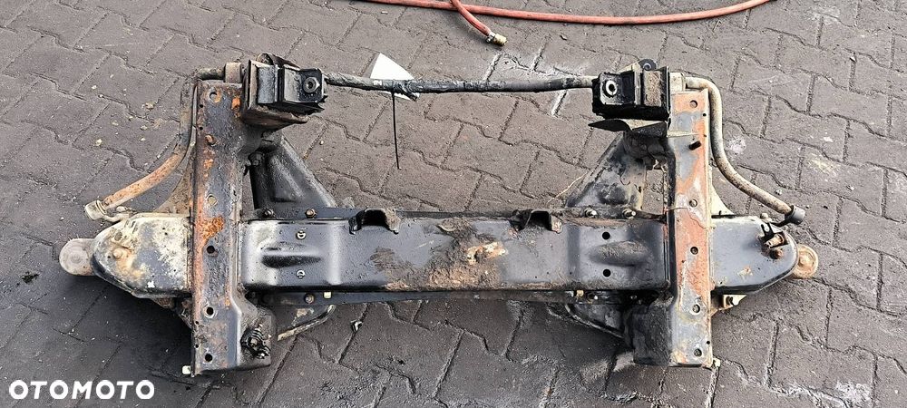 SANKI PRZEDNIE MERCEDES SPRINTER 904 - 4