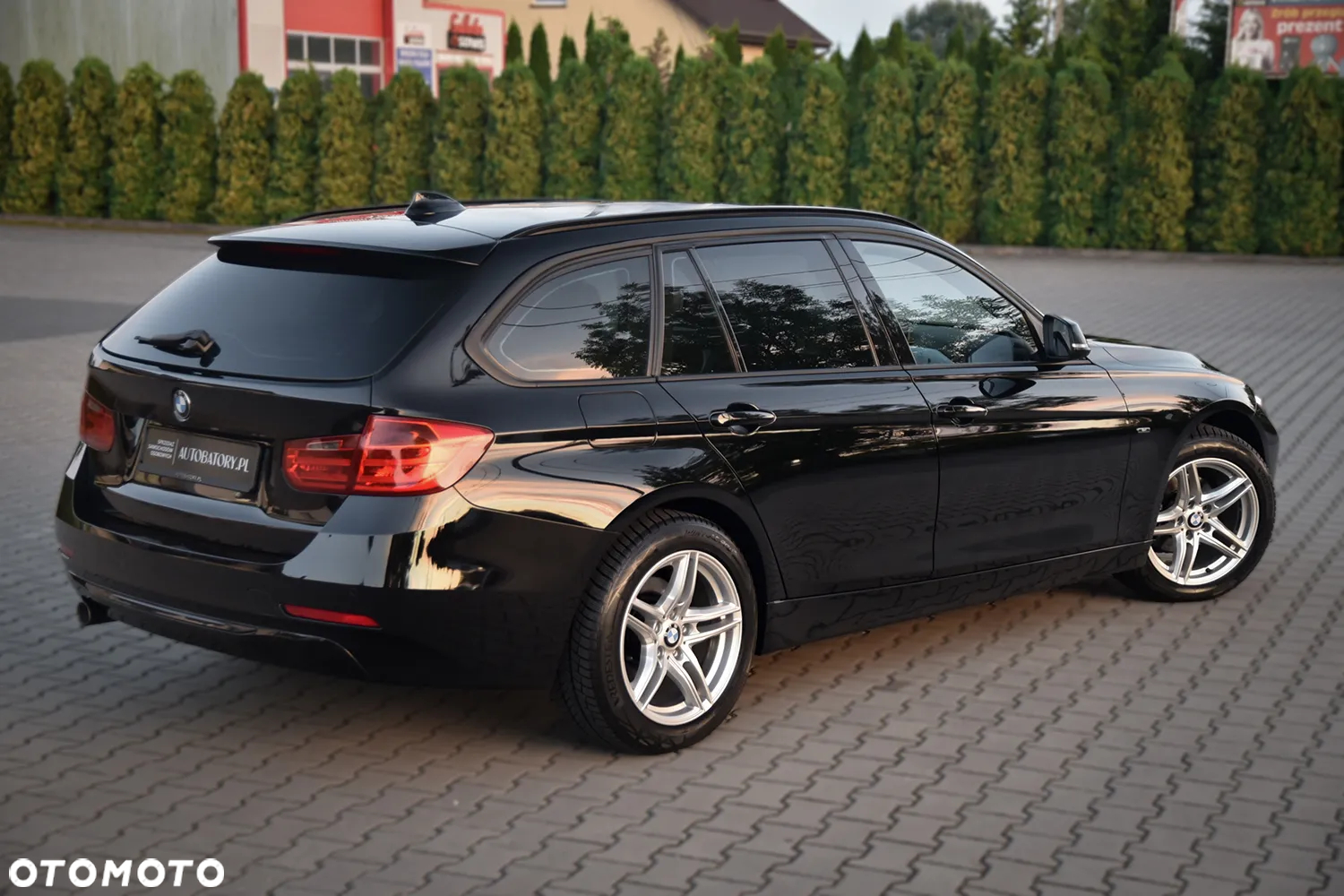 BMW Seria 3 318d Sport Line - 18