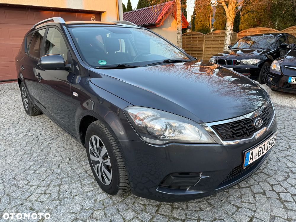 Kia Ceed 1.6 Crdi Comfort + - 6
