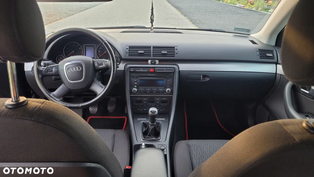 Audi A4 Avant 1.8T - 10