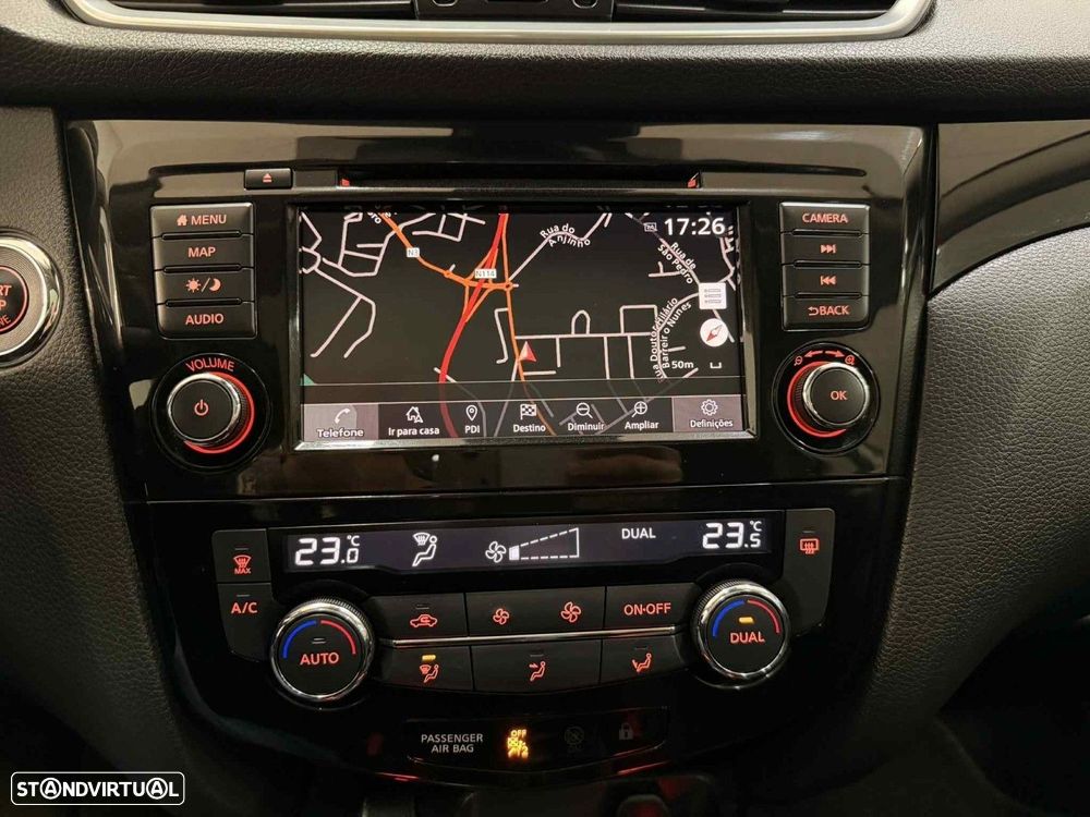 Nissan Qashqai 1.3 DIG-T N-Connecta - 4