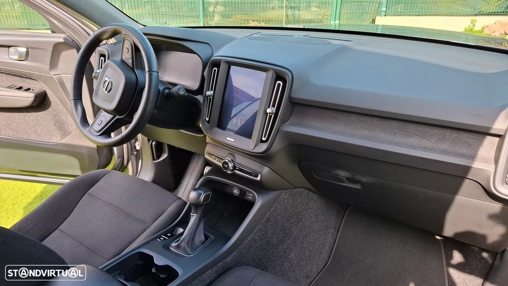 Volvo XC 40 1.5 T3 Tech Edition - 8