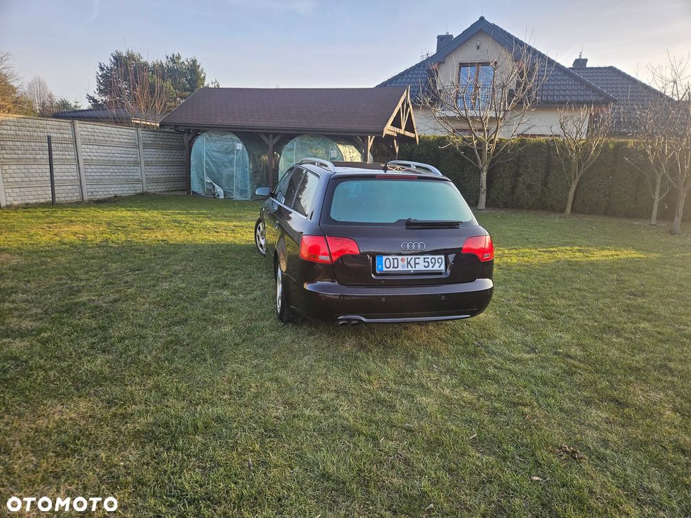 Audi A4 Avant 2.0 TDI - 23