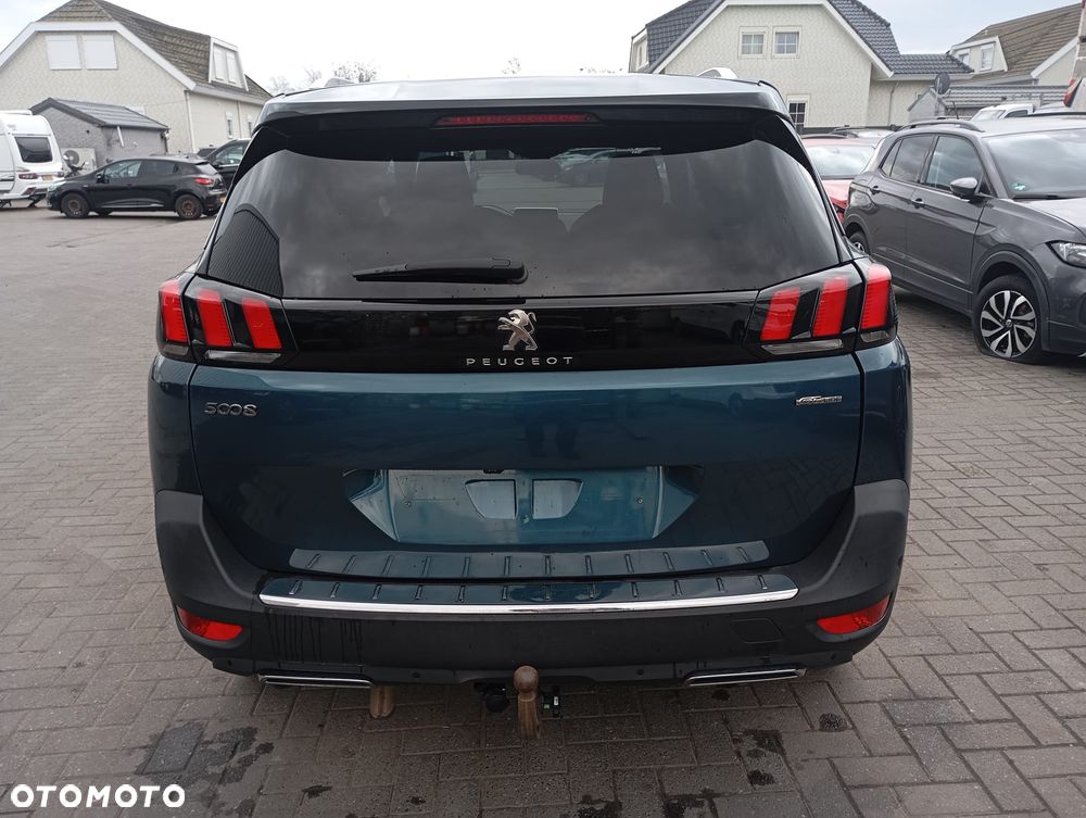 Peugeot 5008 - 6