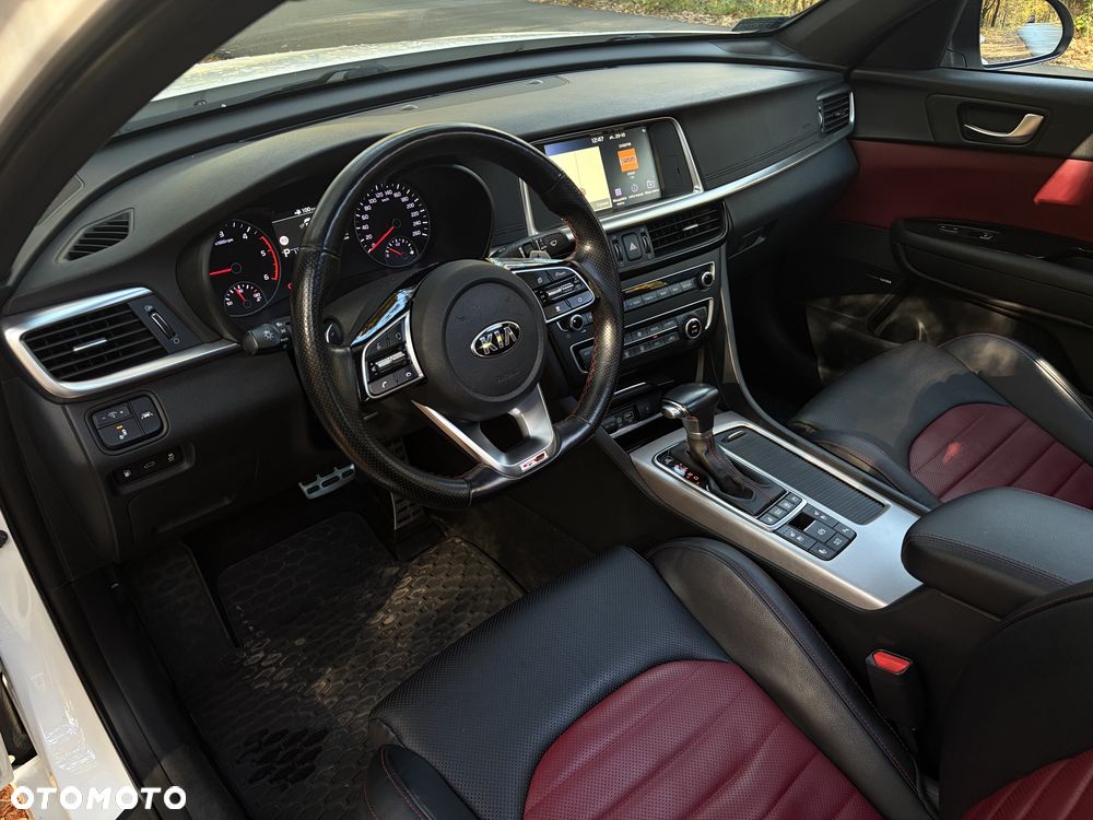 Kia Optima - 13
