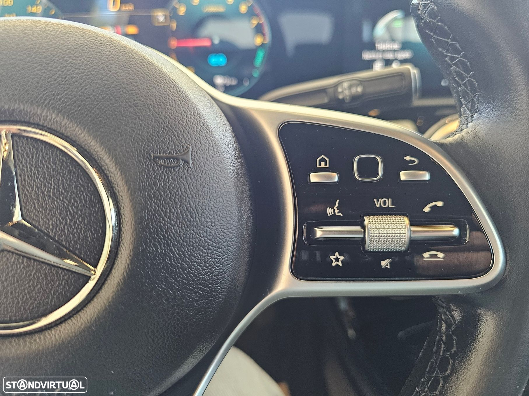 Mercedes-Benz A 250 Limousine e Progressive - 26