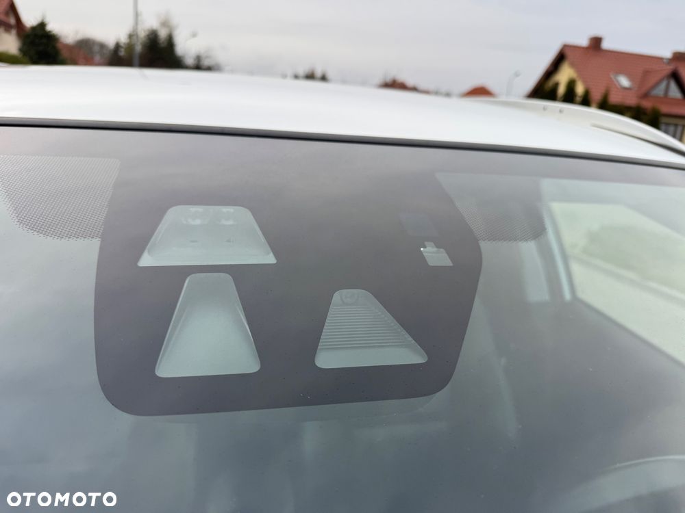 Honda Civic 1.8 i-VTEC Executive Black Edition - 13