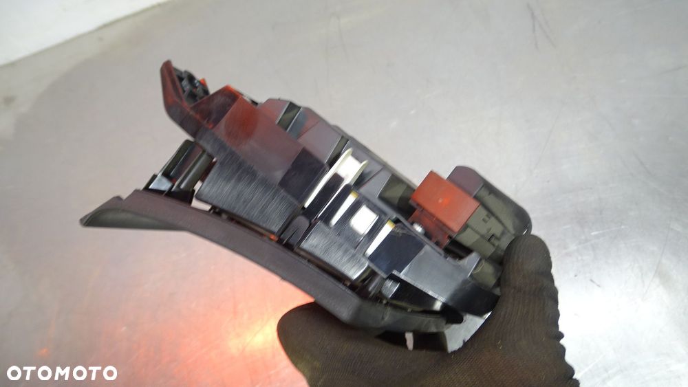 LICZNIK OPEL ASTRA H GTC 2.0T 13216674 - 9