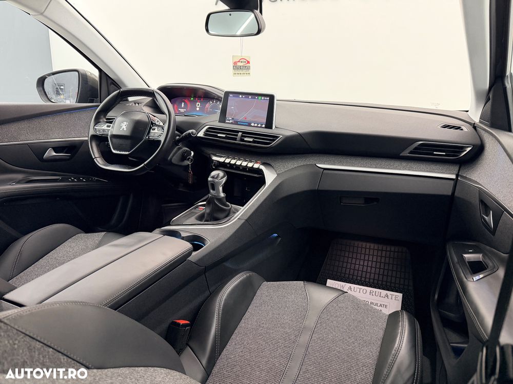 Peugeot 3008 PureTech 130 Stop & Start Allure - 19