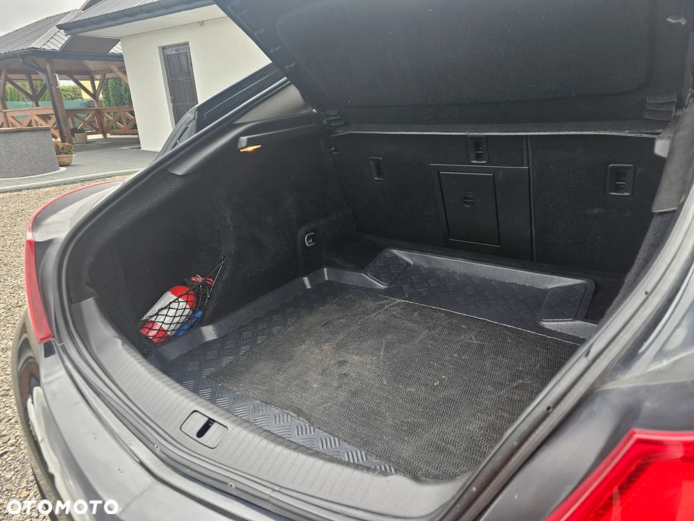 Opel Insignia 2.0 CDTI - 10