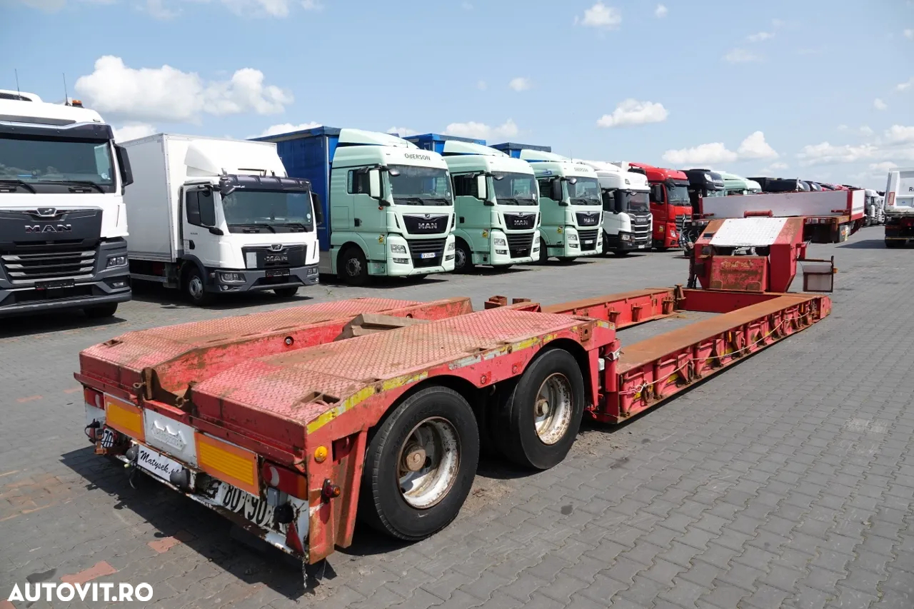 Nooteboom TIEFBET DETASABILE / ȘASIU JOS / EXTENSIBIL / OSI DE DIRECȚIE / Lungime 22 m / PORTATOR / TROLIU - 32