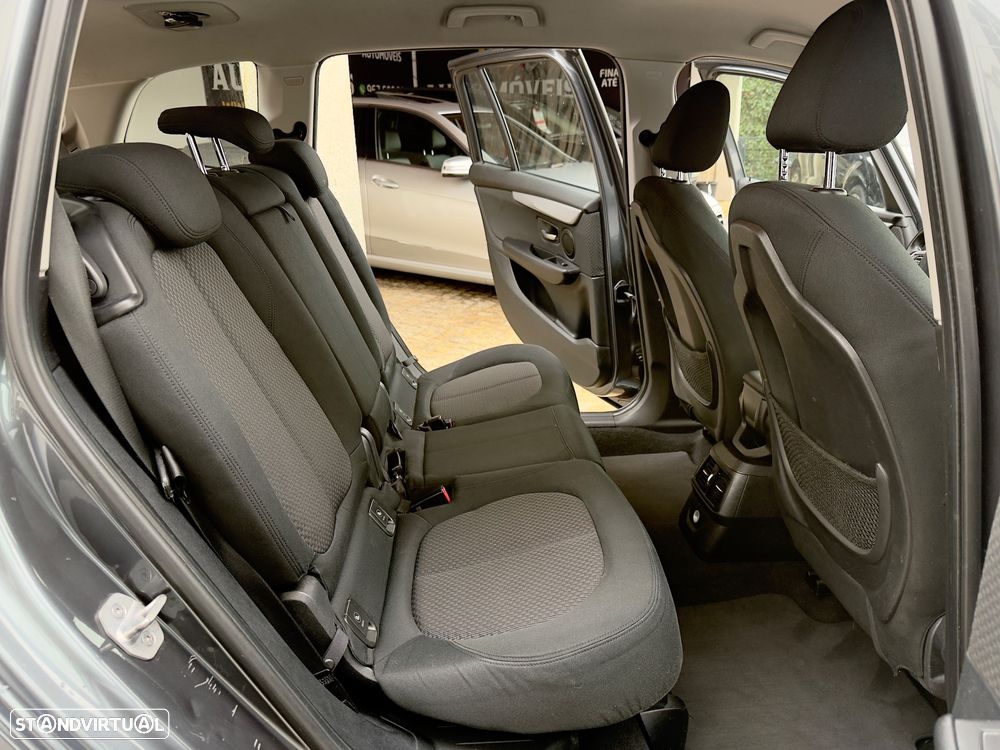 BMW 218 Gran Tourer d 7L Line Luxury - 47