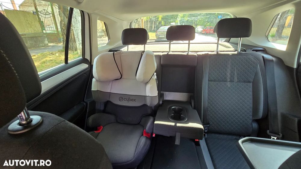 Volkswagen Tiguan - 10