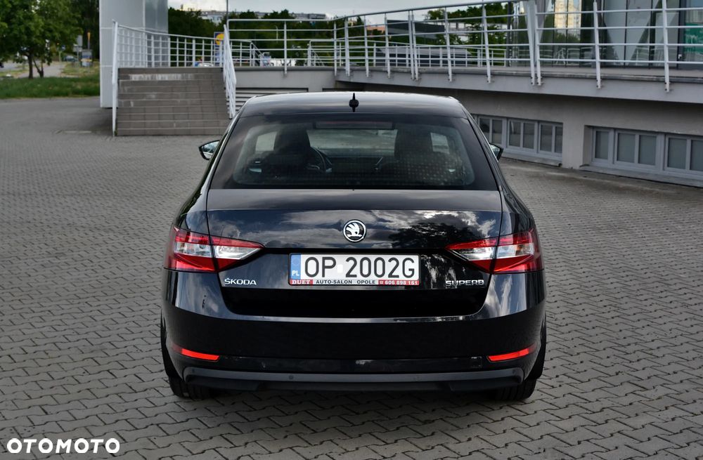Skoda Superb 1.4 TSI ACT Ambition - 5