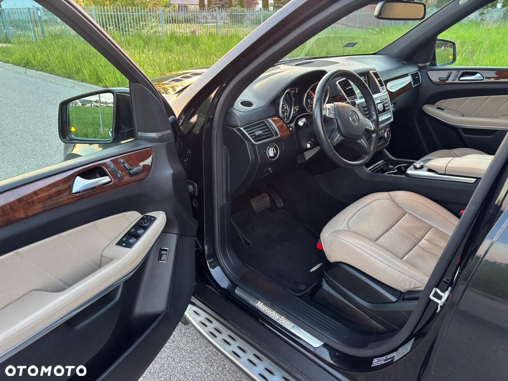 Mercedes-Benz GL 350 BlueTEC 4-Matic - 5