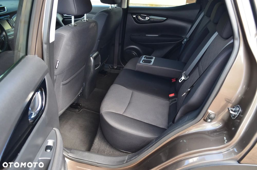 Nissan Qashqai 1.2 DIG-T 360 - 16