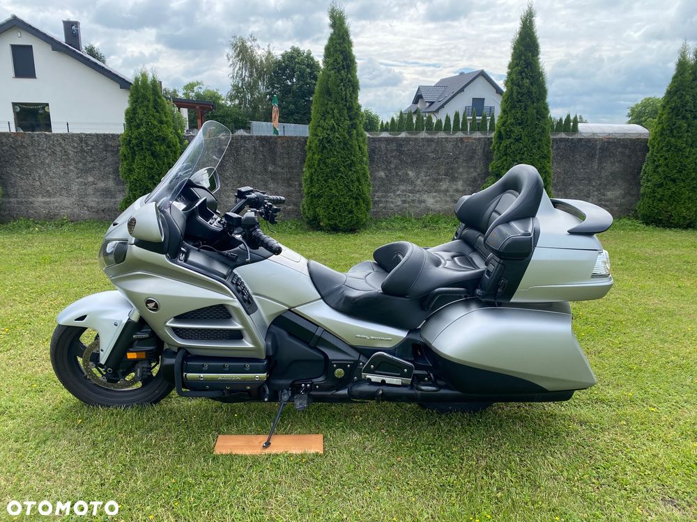 Honda GL - 4