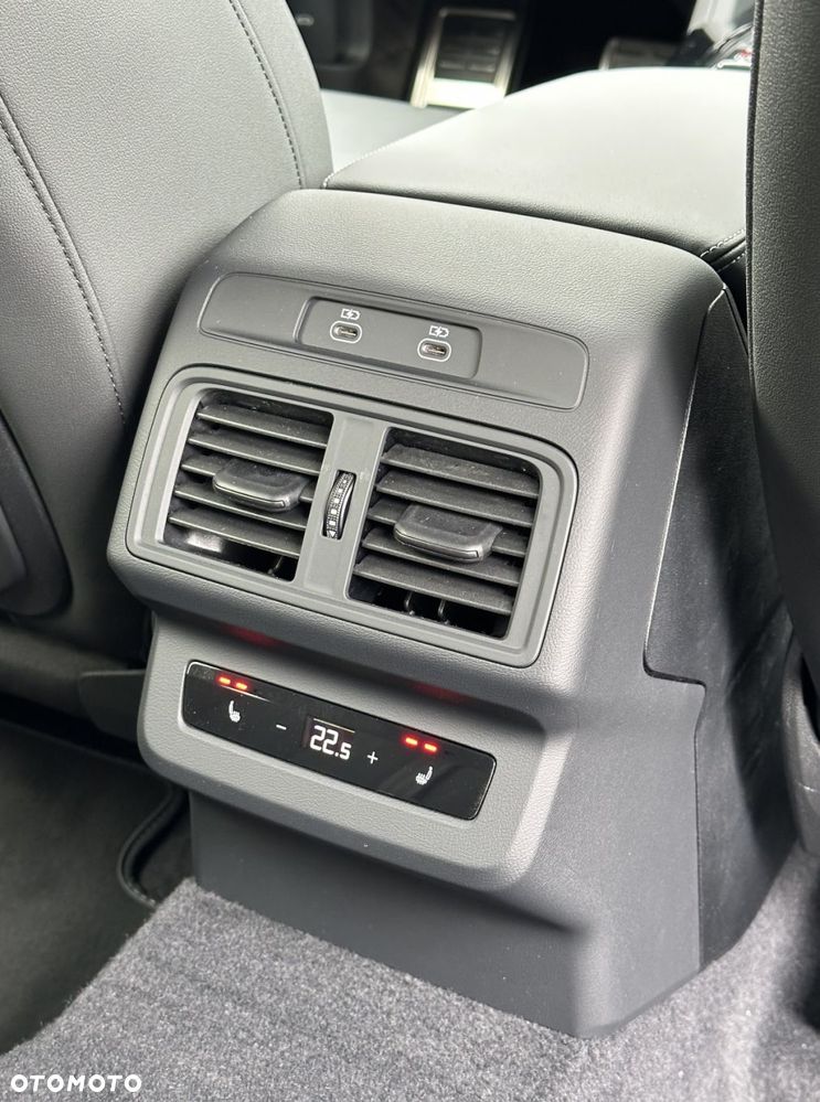 Audi Q5 Sportback - 22