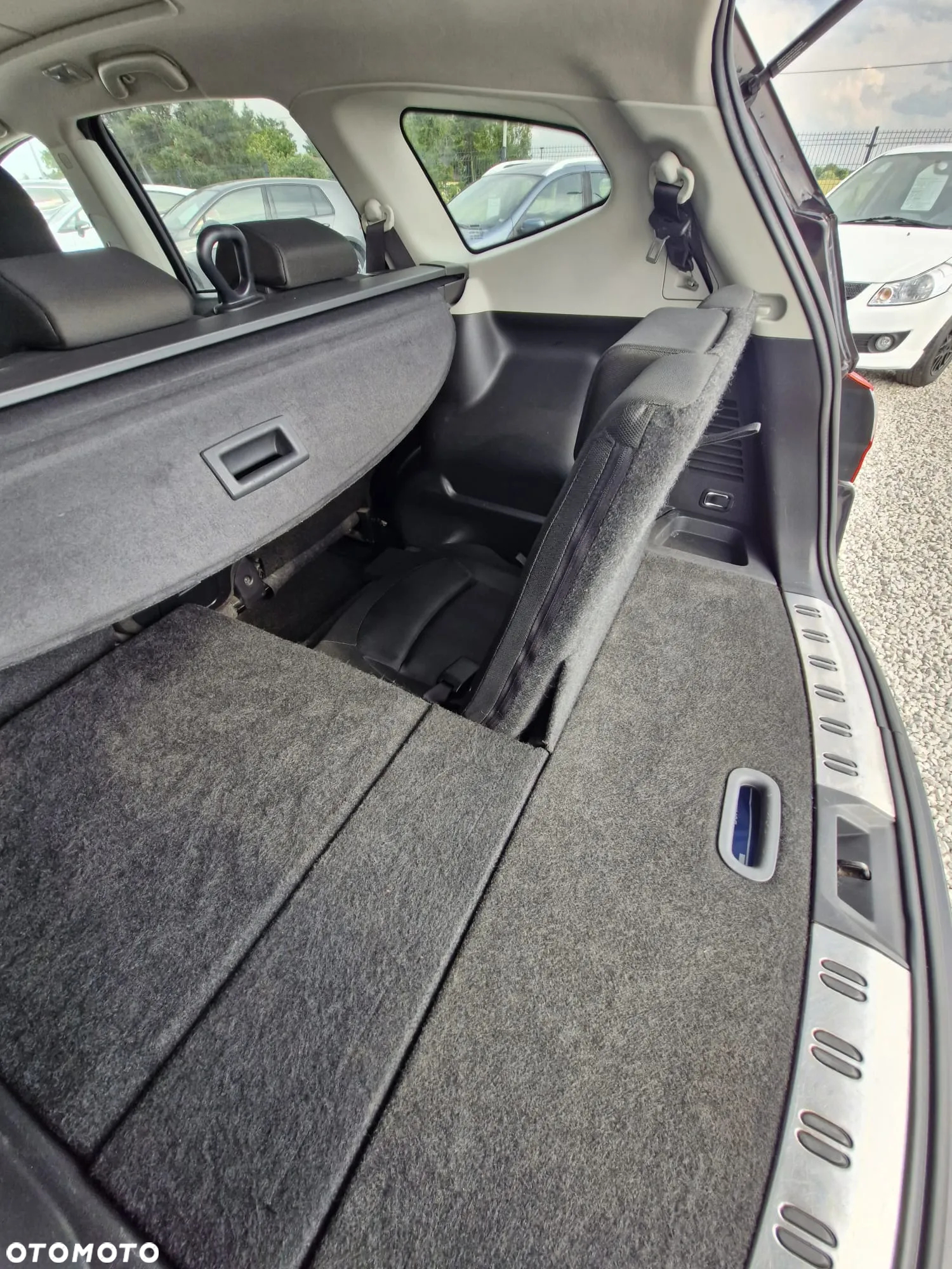 Nissan Qashqai+2 - 16
