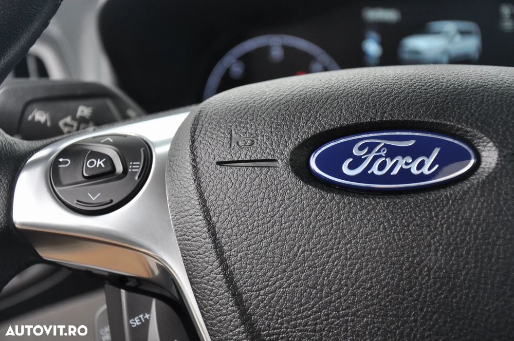 Ford Tourneo Connect L2H1 5 Locuri - 22