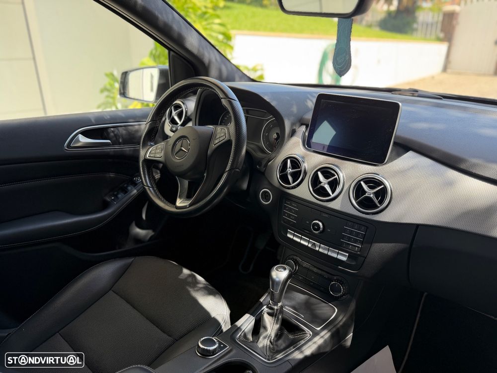 Mercedes-Benz B 180 CDI Urban - 16