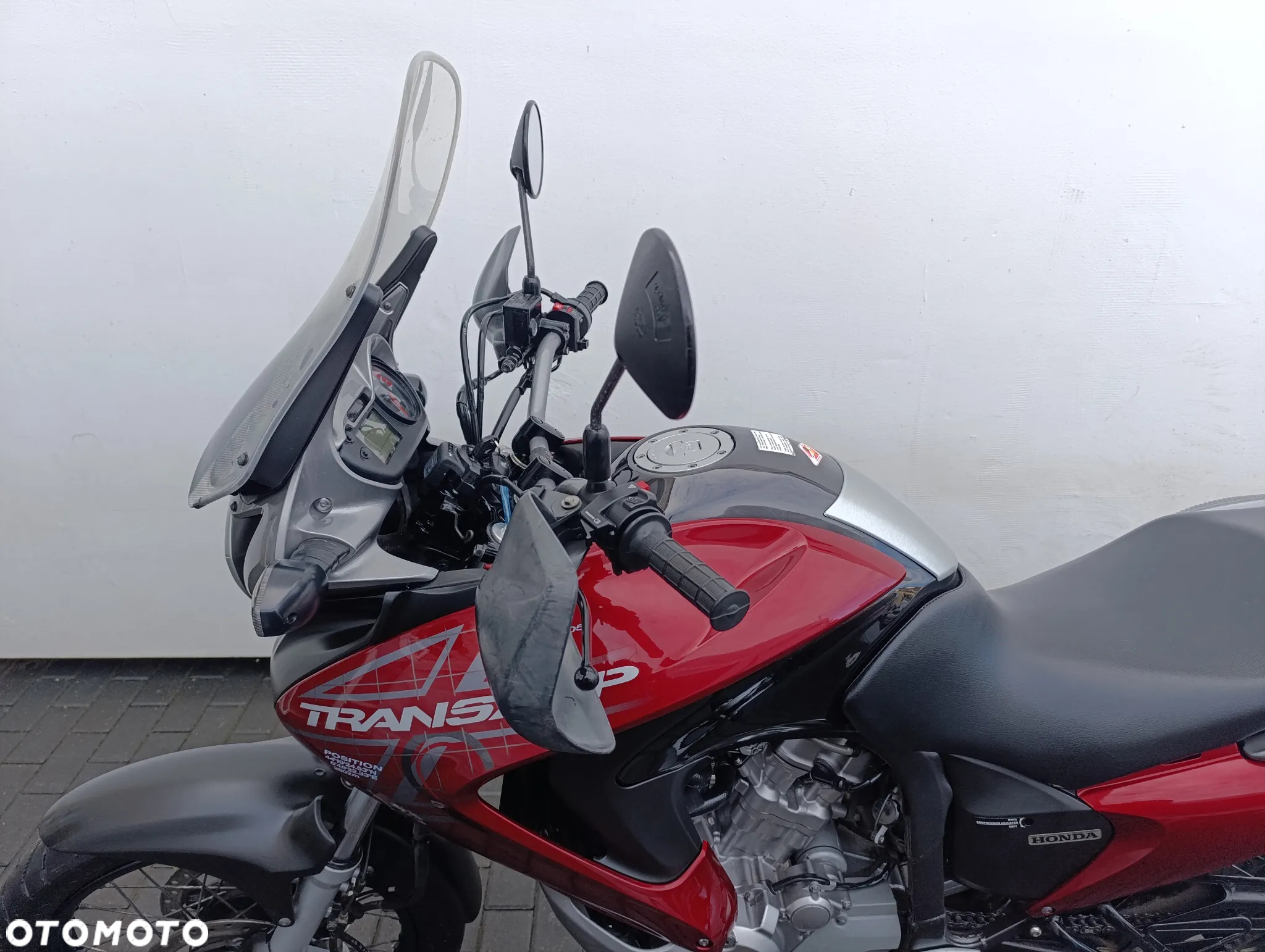 Honda Transalp - 11