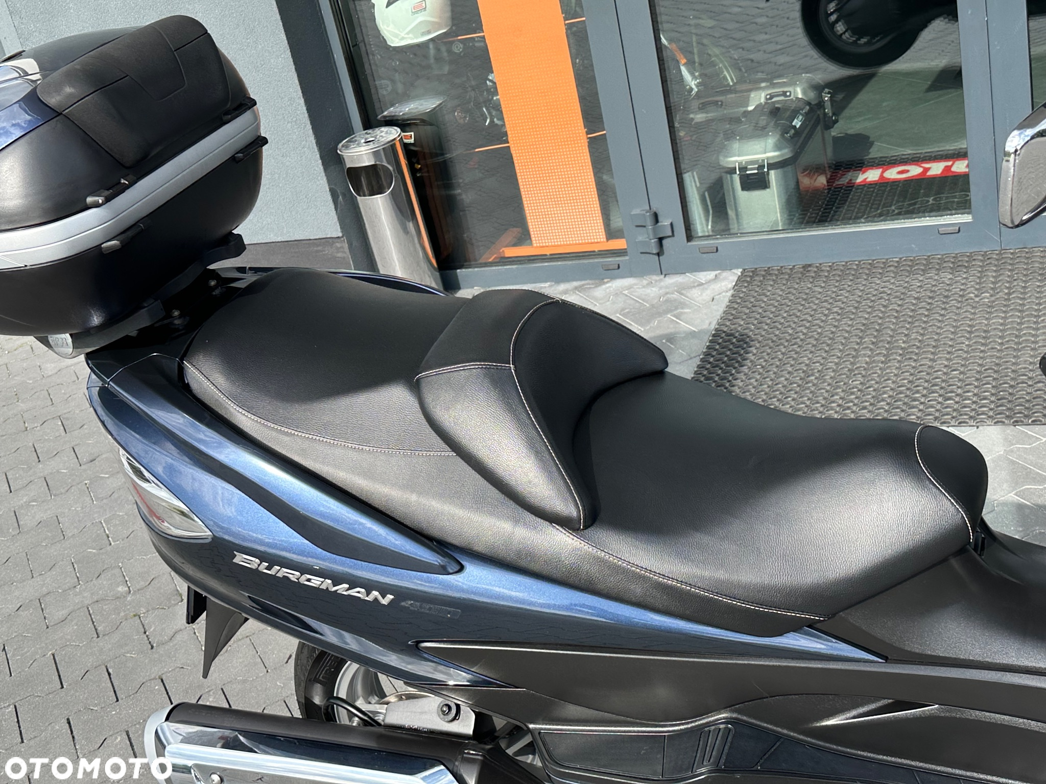 Suzuki Burgman - 11