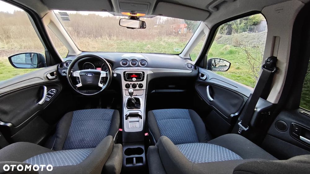 Ford Galaxy 2.0 TDCi Titanium - 18