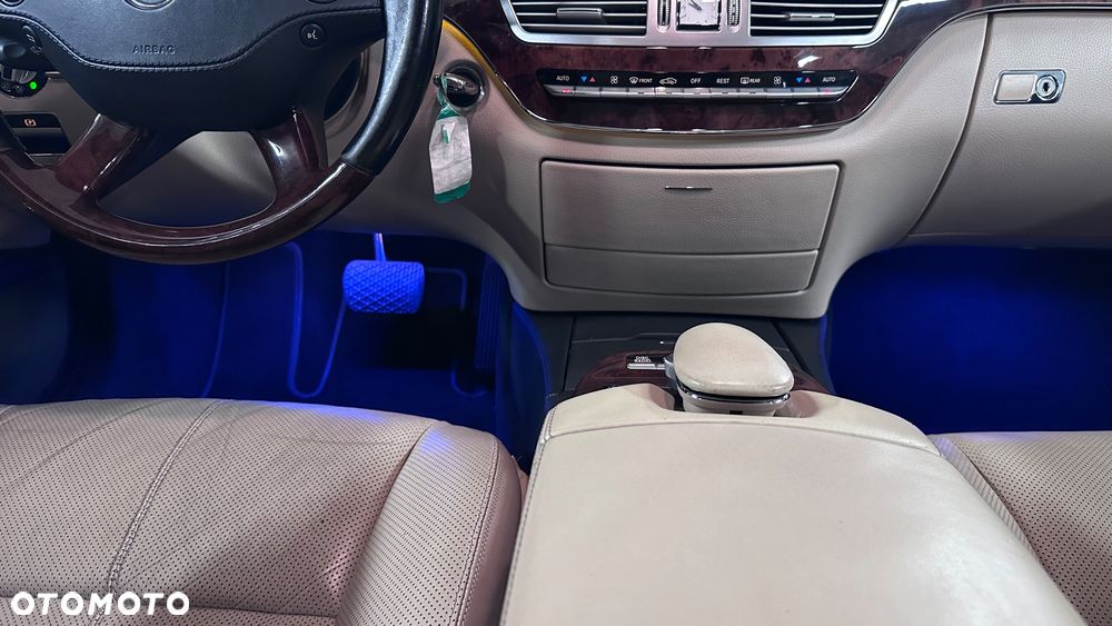Mercedes-Benz Klasa S 500 7G-TRONIC - 30