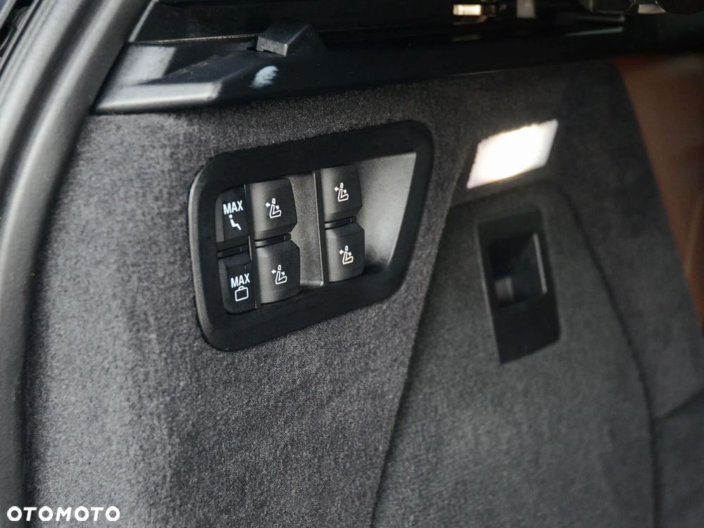 BMW X7 M60i xDrive mHEV sport - 20