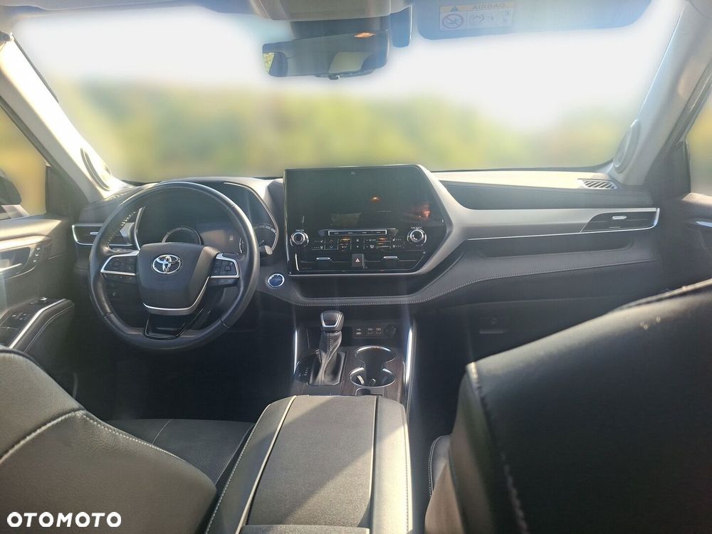 Toyota Highlander 2.5 Hybrid Executive - 14