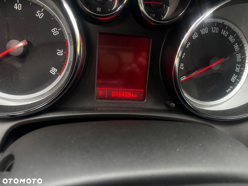 Opel Astra - 16