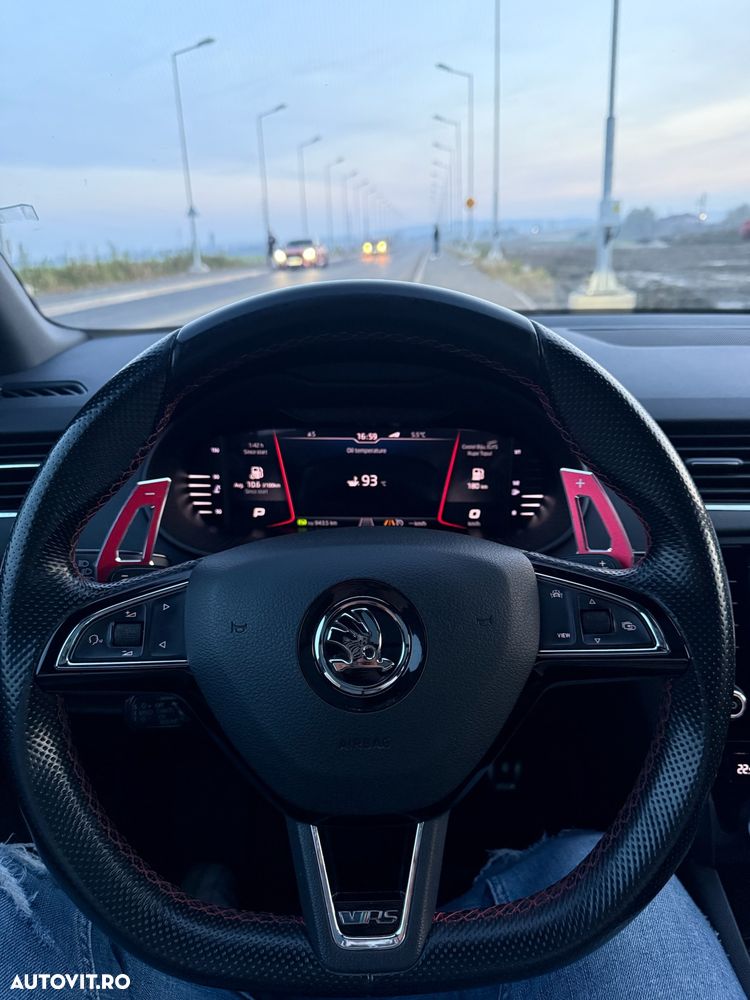 Skoda Octavia 2.0 TDI DSG 4X4 RS - 22