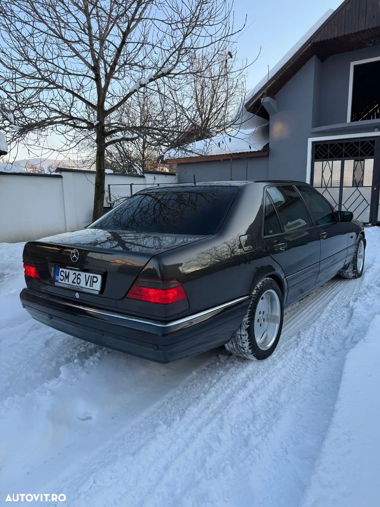 Mercedes-Benz S - 12