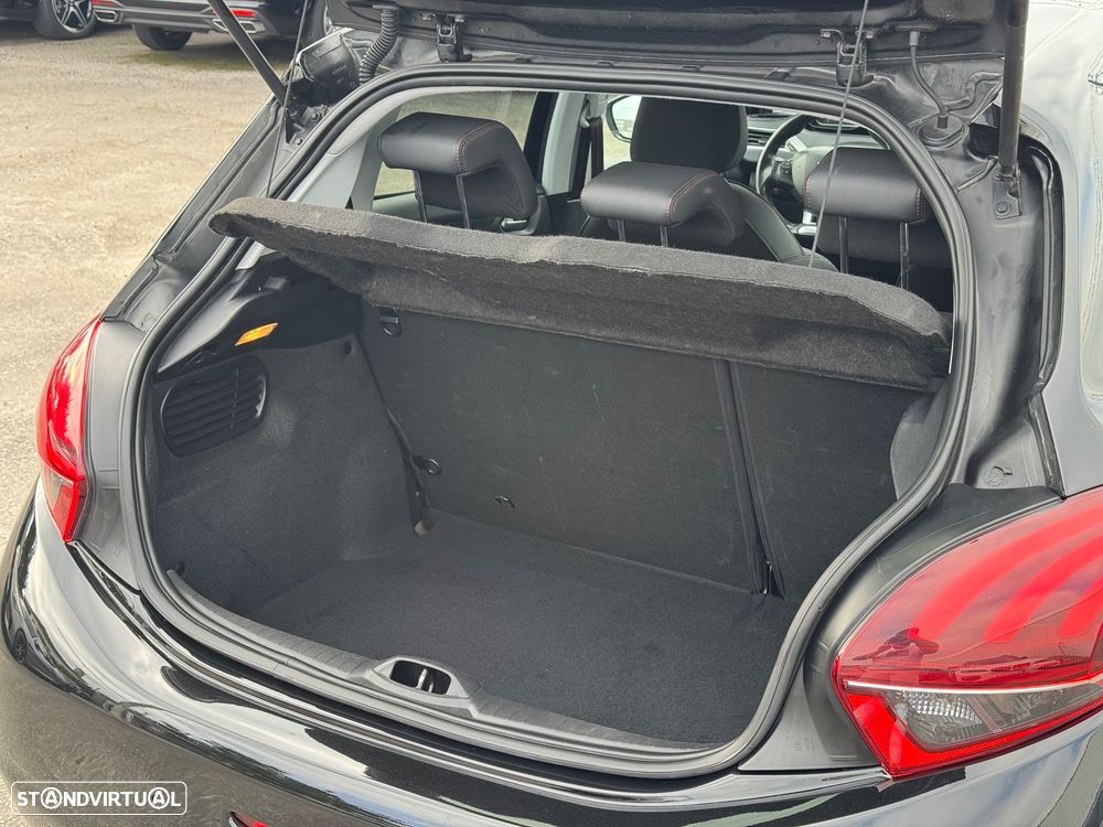 Peugeot 208 1.2 PureTech GT Line - 9