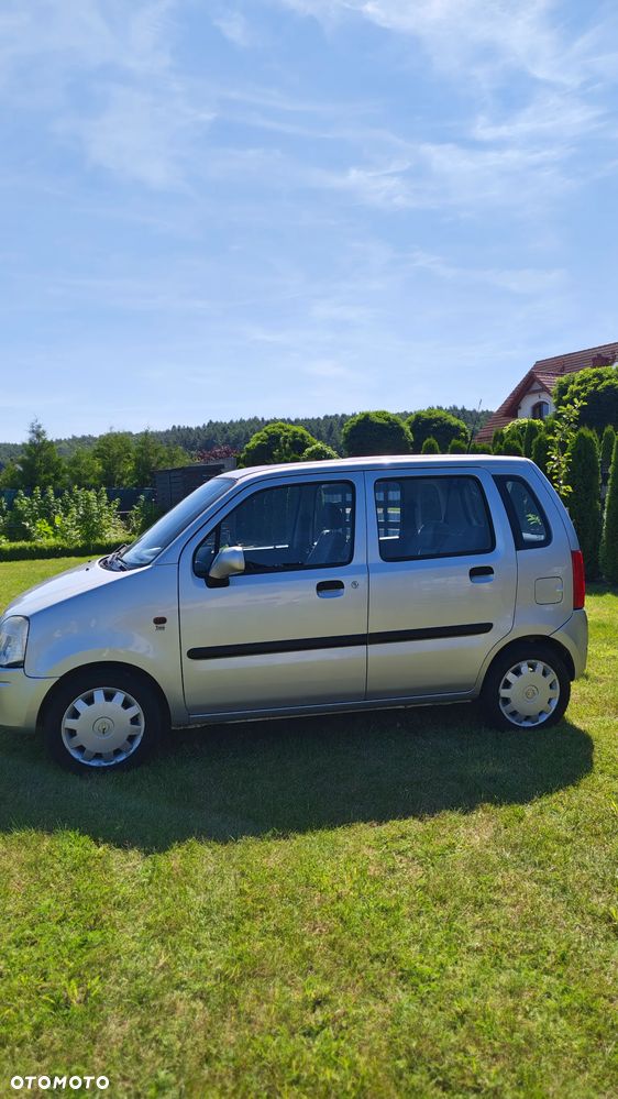 Opel Agila - 2