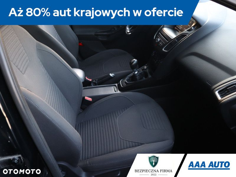 Ford Focus - 10