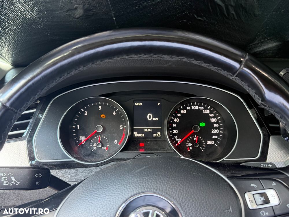 Volkswagen Passat 2.0 TDI DSG Comfortline - 14