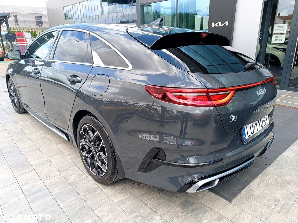 Kia ProCeed - 5