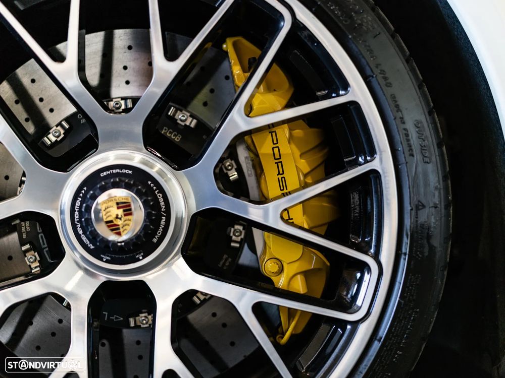 Porsche 911 (991) Turbo S Cabriolet - 59